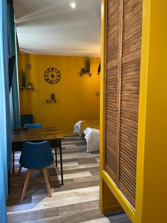 Jungle Room Romans-sur-Isère Eksteriør billede