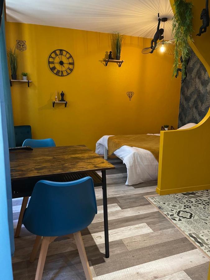 Jungle Room Romans-sur-Isère Eksteriør billede